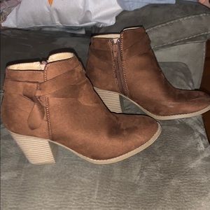 Ankle booties